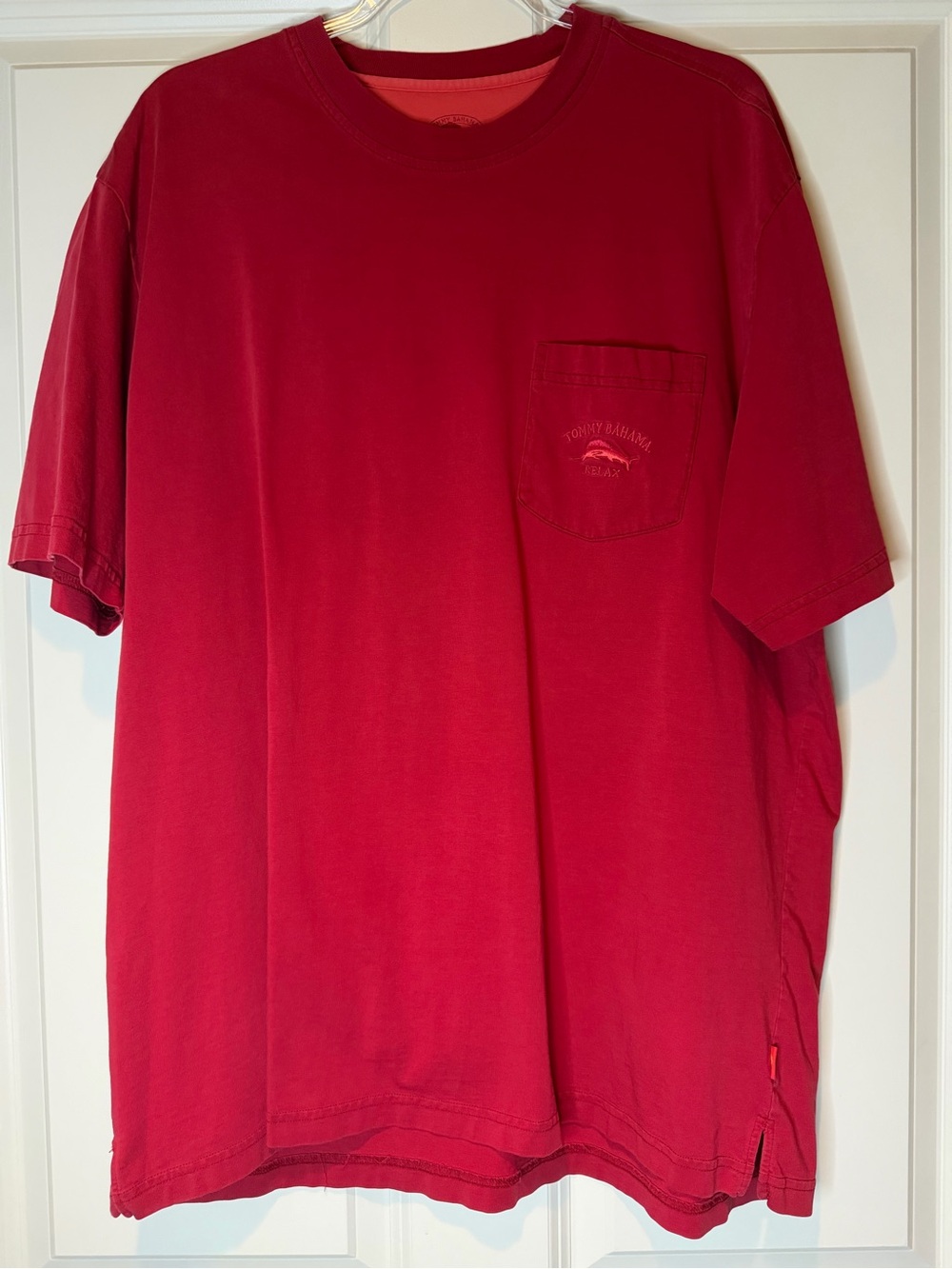 Vintage Tommy Bahama Men’s Red Pocket Crewneck T-Shirt